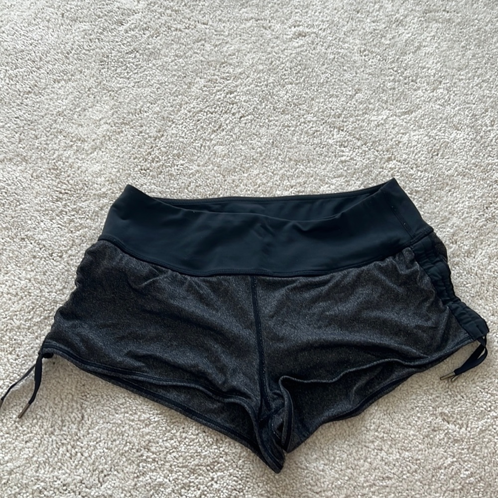 Lululemon Liberty Shorts in Grey with Black Waistband, Size 4